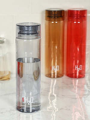 Cello H2O Unbreakable Premium Edition Plastic Bottle, 1 Litre