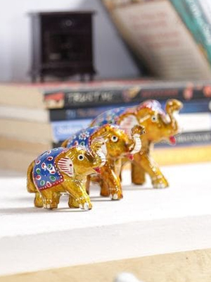 Multicolour Solid Wood Elephant Set of 3 Figurine